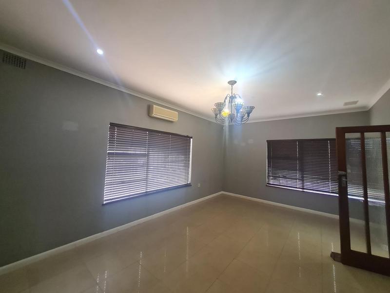 To Let 3 Bedroom Property for Rent in Strand Western Cape